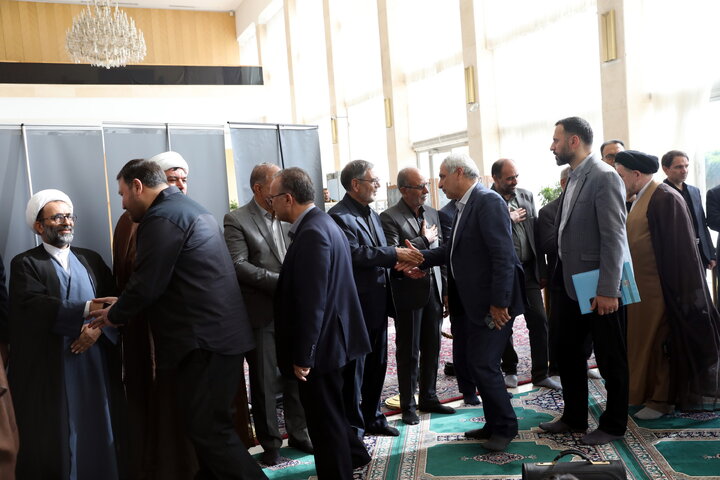 مراسم یادبود مادر محمد جلالی نماینده دلیجان