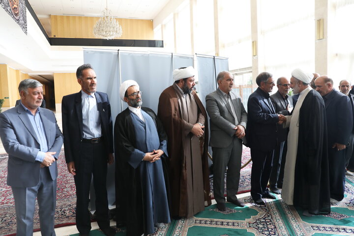 مراسم یادبود مادر محمد جلالی نماینده دلیجان