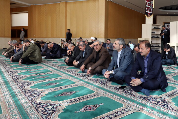 مراسم یادبود مادر محمد جلالی نماینده دلیجان