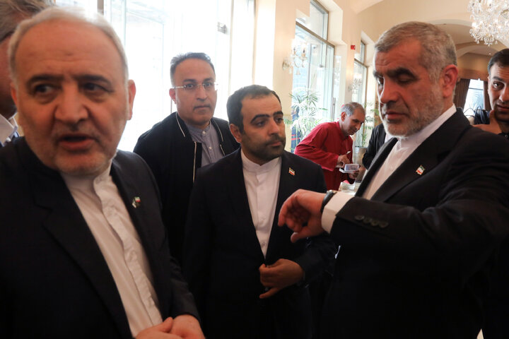 ورود نیکزاد به پاکستان