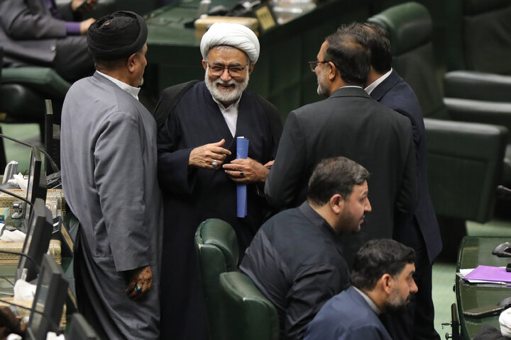 جلسه علنی مجلس شورای اسلامی نوبت صبح روز دوم بررسی اجرای برنامه هفتم در سال اول