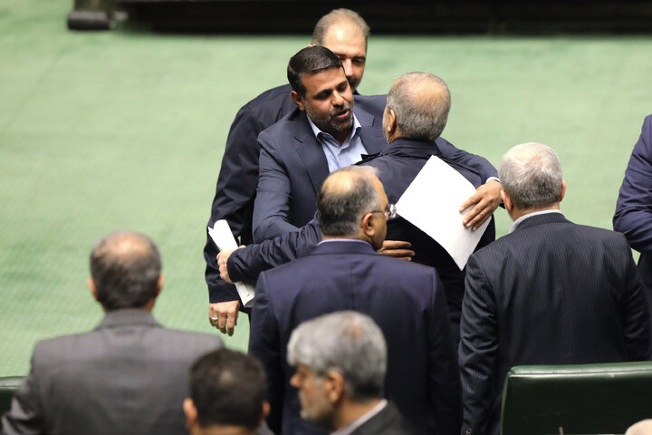 جلسه علنی مجلس شورای اسلامی نوبت صبح روز دوم بررسی اجرای برنامه هفتم در سال اول