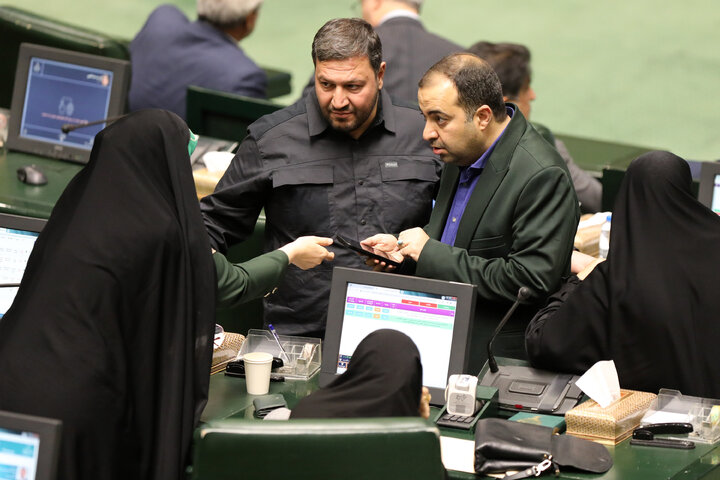 جلسه علنی مجلس شورای اسلامی نوبت صبح روز دوم بررسی اجرای برنامه هفتم در سال اول