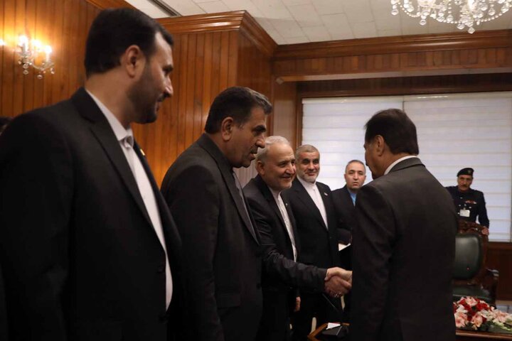 دیدار دکتر نیکزاد و هیئت پارلمانی همراه با سردار ایاز صادق رئیس مجلس ملی پاکستان