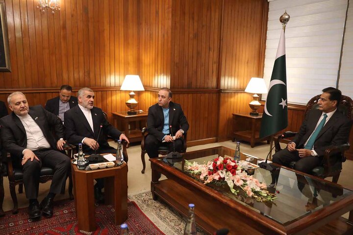 دیدار دکتر نیکزاد و هیئت پارلمانی همراه با سردار ایاز صادق رئیس مجلس ملی پاکستان