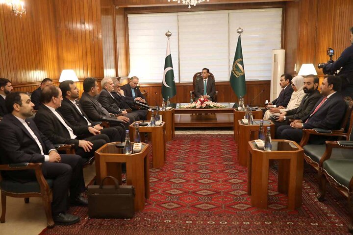 دیدار دکتر نیکزاد و هیئت پارلمانی همراه با سردار ایاز صادق رئیس مجلس ملی پاکستان