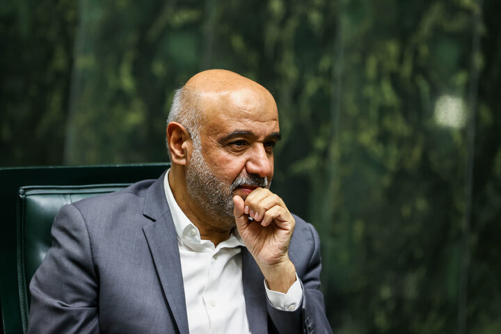 بررسی اجرای برنامه هفتم در صحن علنی مجلس با حضور رئیس جمهور