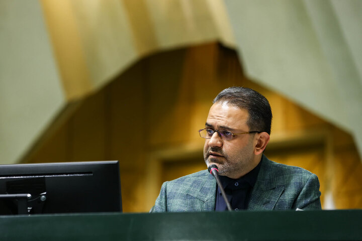 بررسی اجرای برنامه هفتم در صحن علنی مجلس با حضور رئیس جمهور