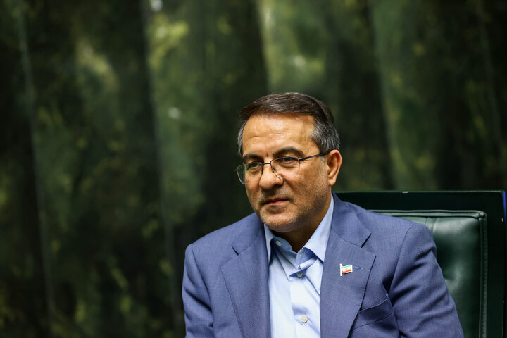 بررسی اجرای برنامه هفتم در صحن علنی مجلس با حضور رئیس جمهور