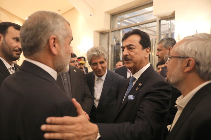 دیدار صمیمانه علی نیکزاد نایب‌رئیس مجلس و هیأت پارلمانی ایران با یوسف رضا گیلانی رئیس مجلس سنای پاکستان