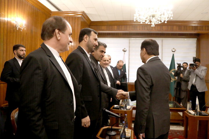 دیدار دکتر نیکزاد با سردار ایاز صادق رئیس مجلس ملی پاکستان