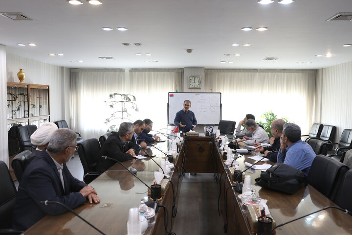 نشست قرارگاه فکری اقتصادی مجلس شورای اسلامی