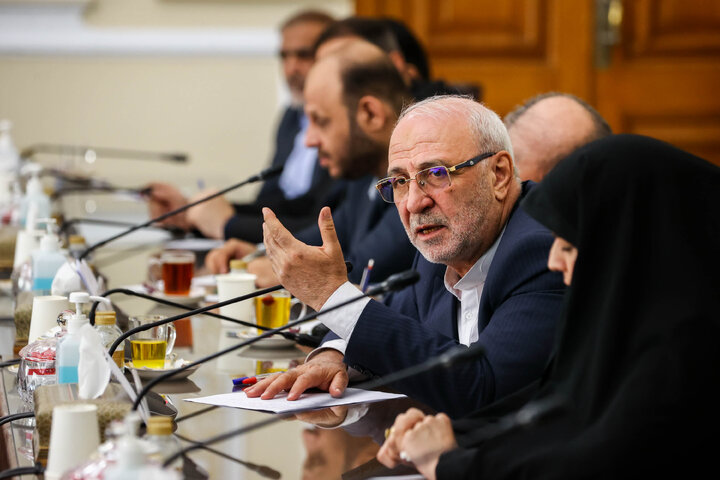 دیدار مجمع نمایندگان استان اصفهان با دکتر قالیباف