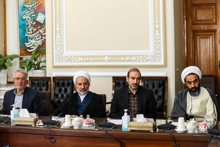 دیدار مجمع نمایندگان استان اصفهان با دکتر قالیباف