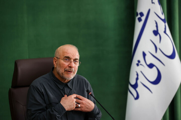 دیدار مجمع نمایندگان استان اصفهان با دکتر قالیباف