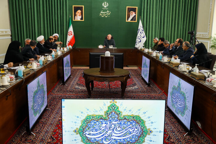 دیدار مجمع نمایندگان استان اصفهان با دکتر قالیباف