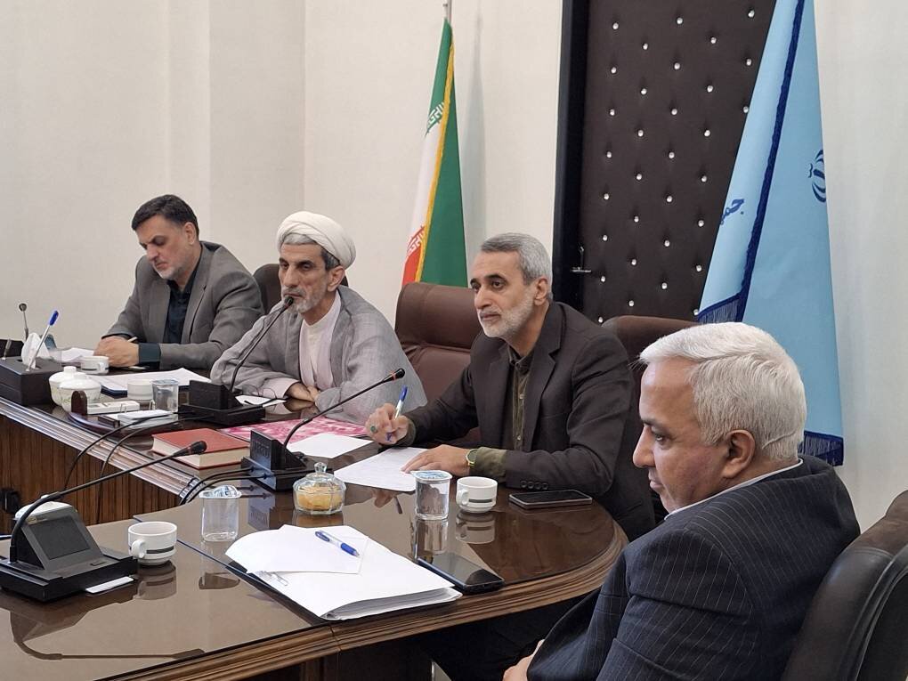 نشست چند جانبه پیگیری مطالبه روستاها و کشاورزان اصفهان با حضور مقتدایی