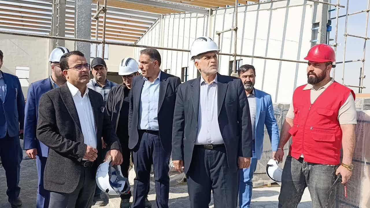 بازدید بشیری از فاز دوم بیمارستان ۱۲۹ تختخوابی زعیم در شریفآباد/ضرورت تسریع در بهره برداری از بیمارستان زعیم شریف آباد