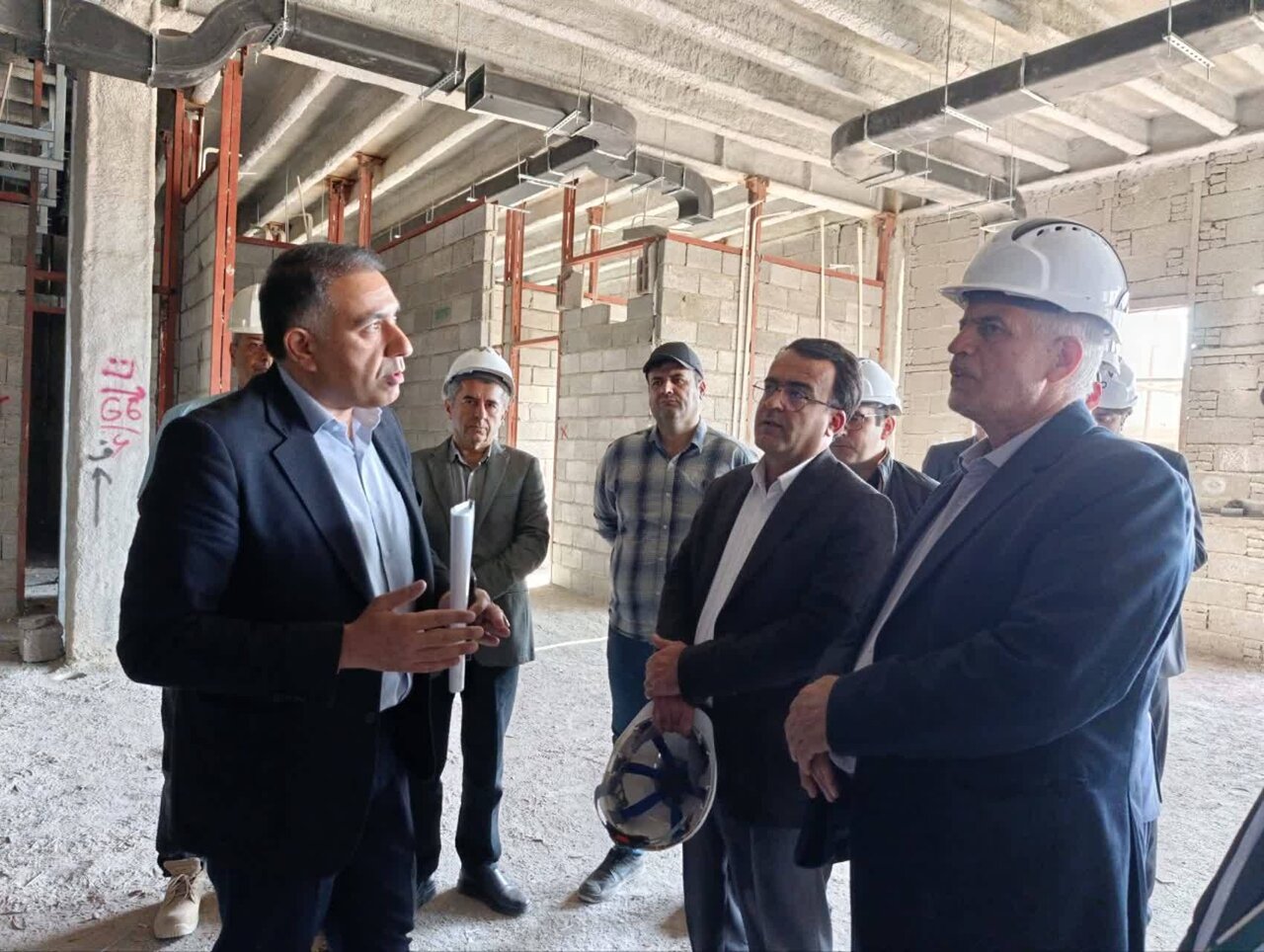 بازدید بشیری از فاز دوم بیمارستان ۱۲۹ تخت‌خوابی زعیم در شریف‌آباد/ضرورت تسریع در بهره برداری از بیمارستان زعیم شریف آباد