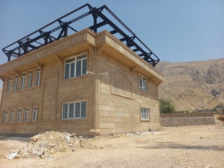 مشکلات بیمارستان شهدای رستم و کارخانه قند پیگیری شد