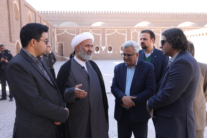 بازدید کمیسیون اصل نود از ارگ بم