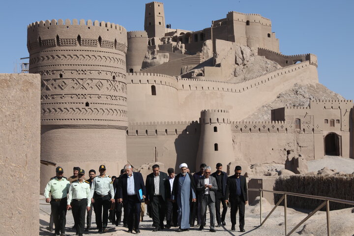 بازدید کمیسیون اصل نود از ارگ بم