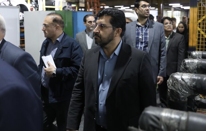 بازدید اعضا کمیسیون اصل نود از صنایع خودرو سازی استان کرمان