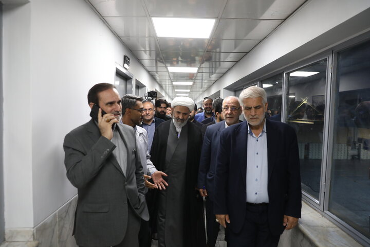 بازدید اعضا کمیسیون اصل نود از صنایع خودرو سازی استان کرمان