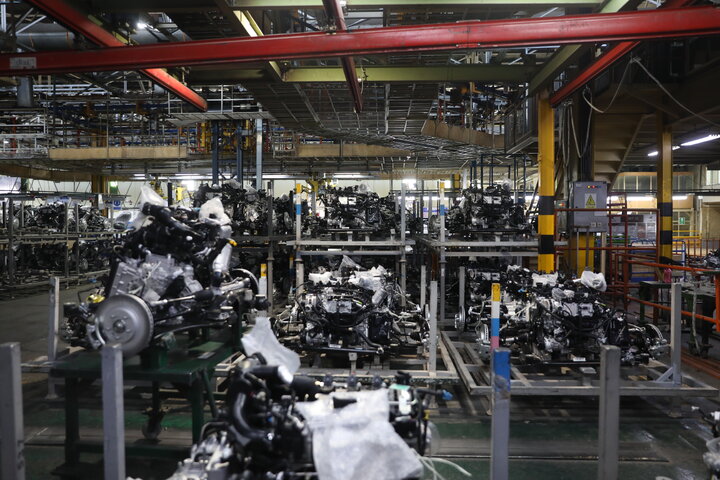 بازدید اعضا کمیسیون اصل نود از صنایع خودرو سازی استان کرمان