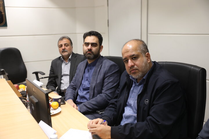 نشست مشترک اعضا کمیسیون اصل نود با فعالین اقتصادی استان کرمان