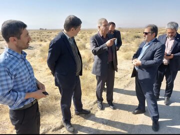 بازدید رنجبرزاده از پروژه بندر خشک اسدآباد/احداث بندر خشک اسدآباد گامی مهم برای توسعه اقتصادی و اشتغال‌زایی غرب کشور است