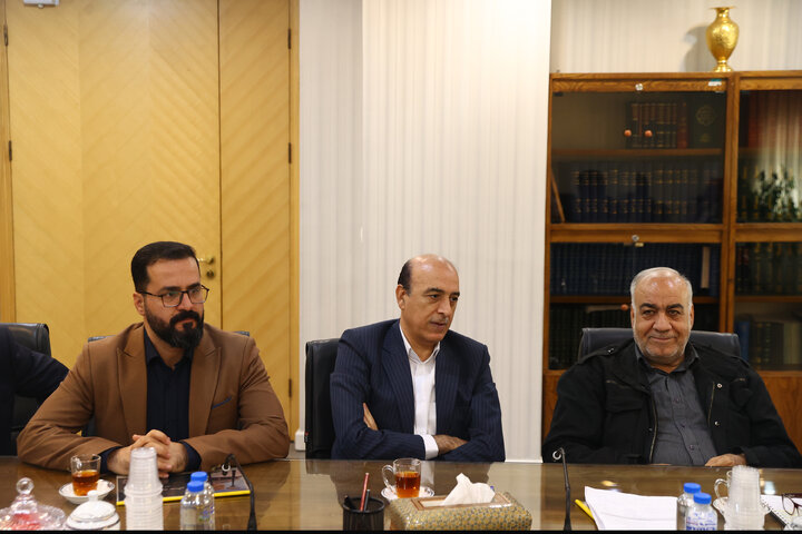 نشست نیکزاد با رئیس شورای شهر و مسئولان متروی تهران