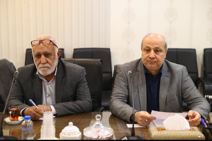 نشست نیکزاد با رئیس شورای شهر و مسئولان متروی تهران