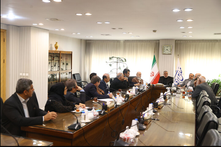 نشست نیکزاد با رئیس شورای شهر و مسئولان متروی تهران