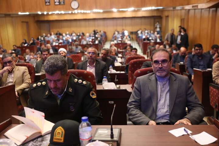 جلسه شورای اداری استان کرمان با حضور اعضا کمیسیون اصل نود