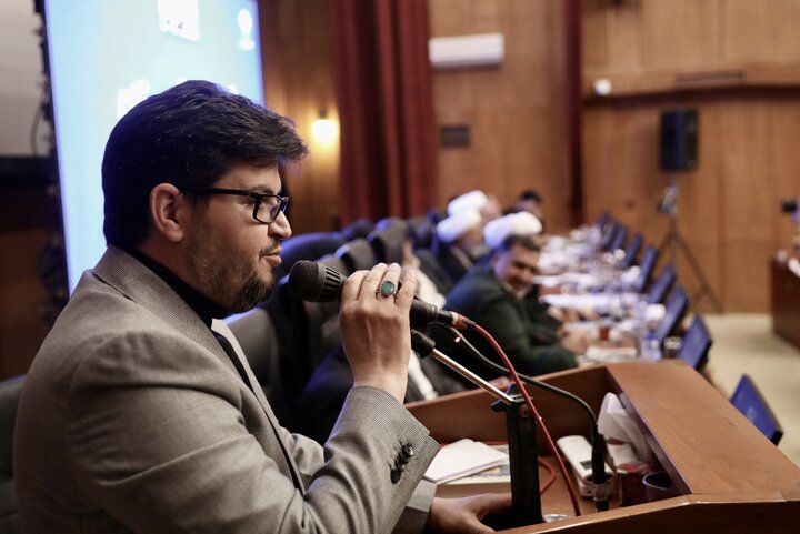 جلسه شورای اداری استان کرمان با حضور اعضا کمیسیون اصل نود