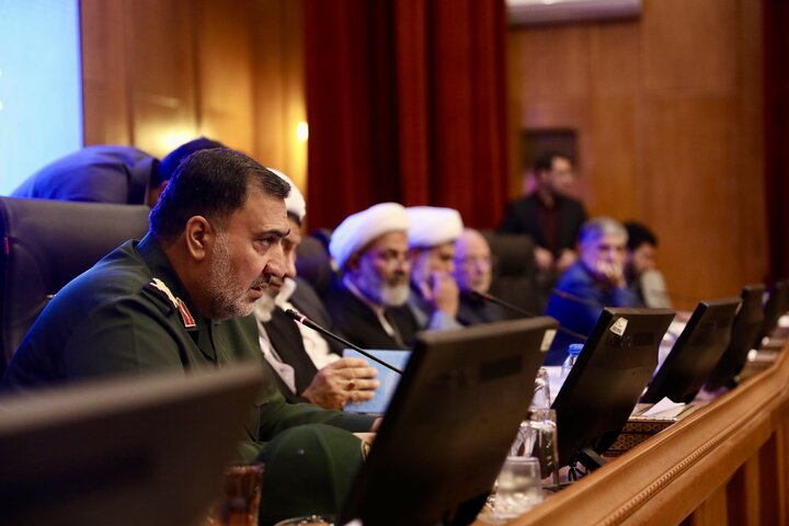 جلسه شورای اداری استان کرمان با حضور اعضا کمیسیون اصل نود