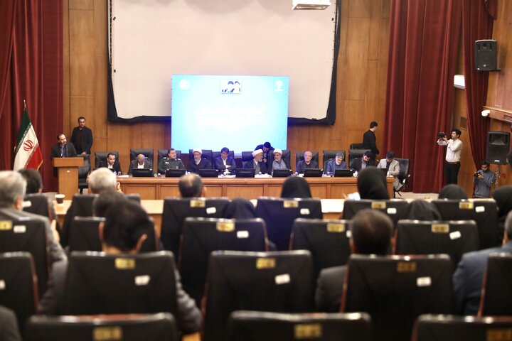 جلسه شورای اداری استان کرمان با حضور اعضا کمیسیون اصل نود