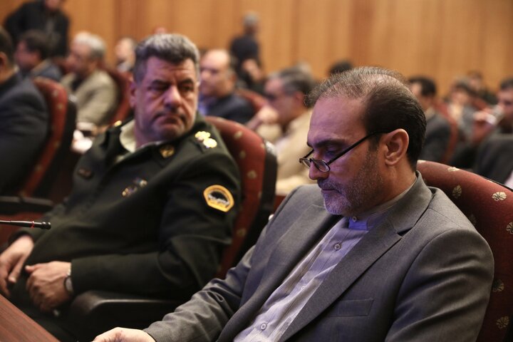 جلسه شورای اداری استان کرمان با حضور اعضا کمیسیون اصل نود