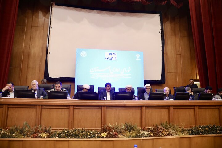 جلسه شورای اداری استان کرمان با حضور اعضا کمیسیون اصل نود