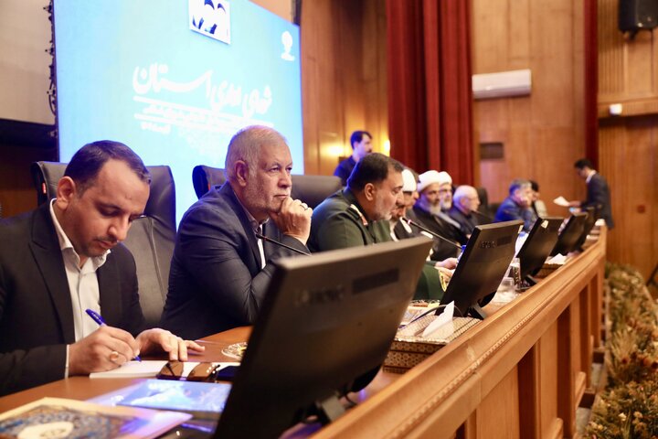 جلسه شورای اداری استان کرمان با حضور اعضا کمیسیون اصل نود