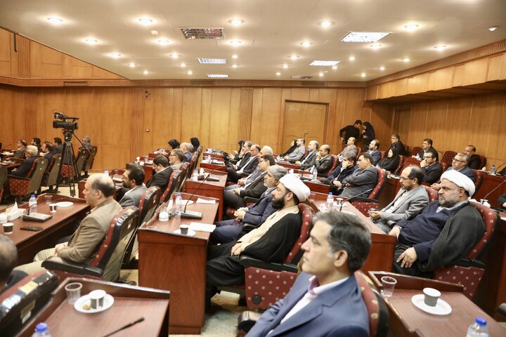 جلسه شورای اداری استان کرمان با حضور اعضا کمیسیون اصل نود
