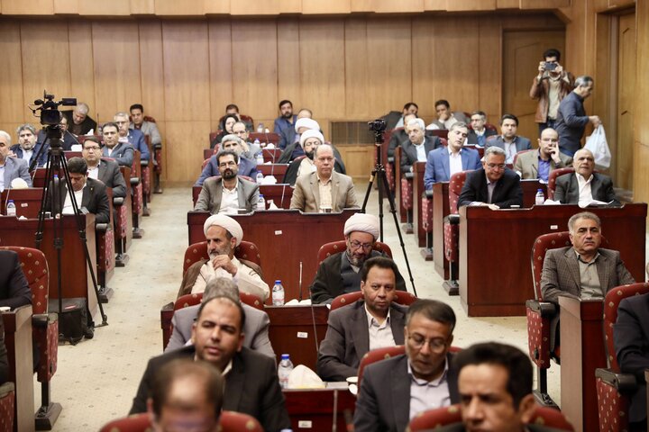 جلسه شورای اداری استان کرمان با حضور اعضا کمیسیون اصل نود