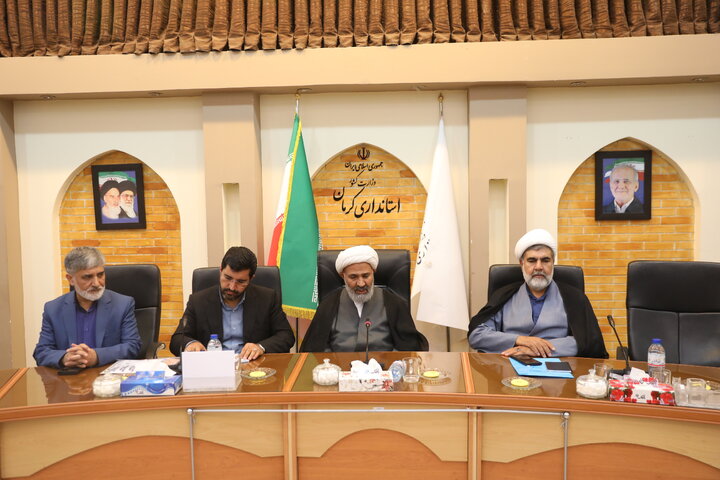 نشست خبری رییس کمیسیون اصل نود و نمایندگان استان کرمان با اصحاب رسانه