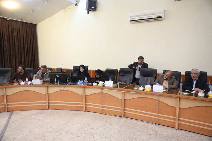 نشست خبری رییس کمیسیون اصل نود و نمایندگان استان کرمان با اصحاب رسانه