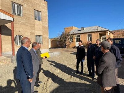 بازدید رضازاده از منطقه کم‌برخوردار کوی وحدت سلماس