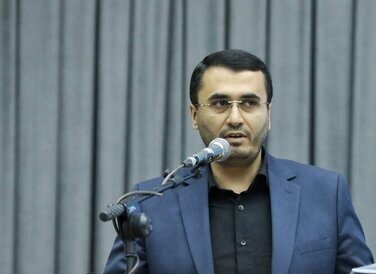 حضور متفکرآزاد در مراسم بزرگداشت علامه طباطبایی/آذربایجان با بزرگان علمی و فرهنگی همچون علامه طباطبایی پیشینه‌ای غنی در حوزه علم و فرهنگ دارد