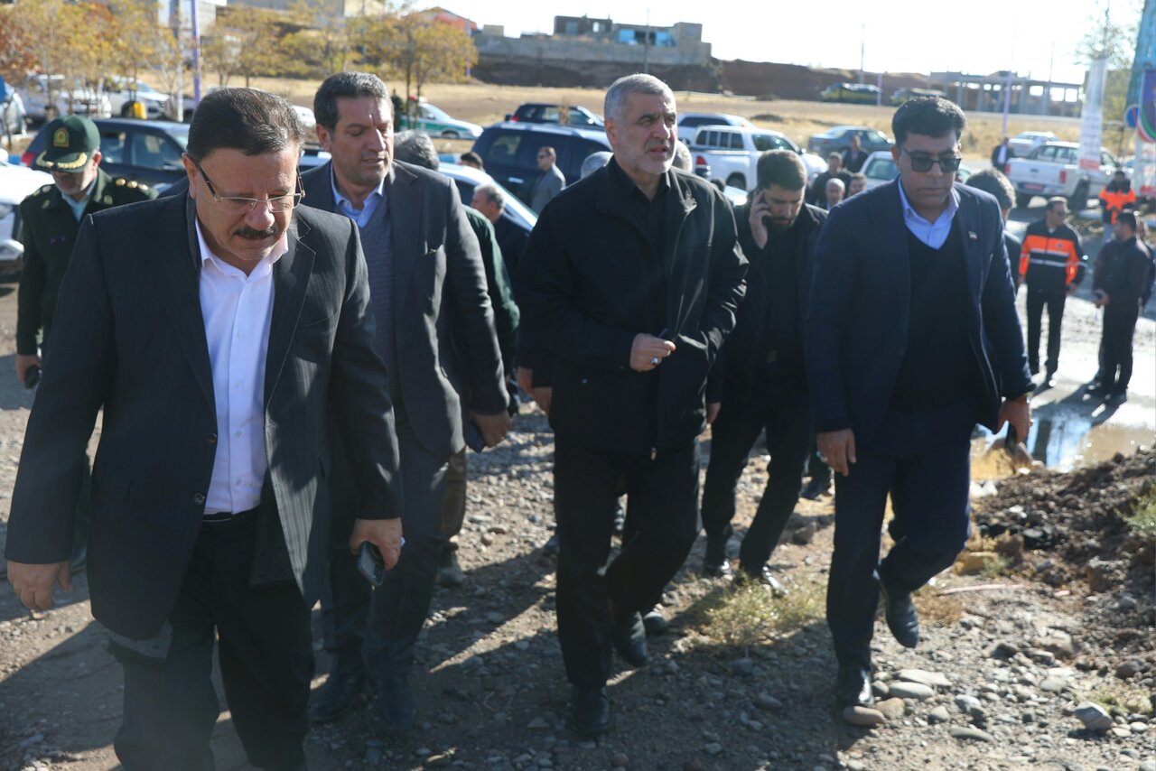 نایب رئیس مجلس از پروژه اتصال محور میاندوآب به میانه بازدید کرد