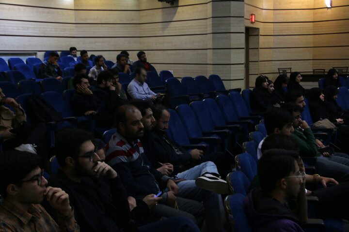 سخنرانی علی خضریان و روح اله نجابت در نشست بررسی عملکرد بانک مرکزی در مسئله پرونده بانک آینده