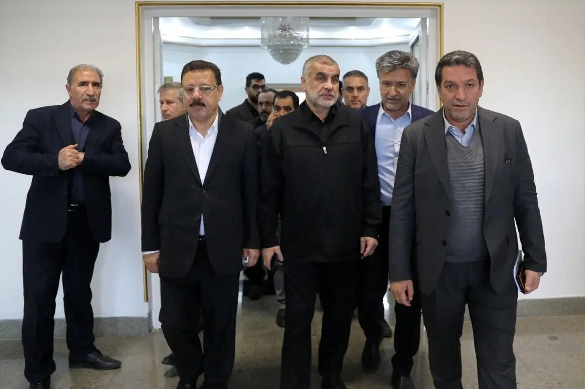 تشریح مصوبات سفر نایب رئیس مجلس به هشترود و چاراویماق؛ توسعه زیرساخت‌ها و پروژه‌های عمرانی در حوزه انتخابیه در اولویت است